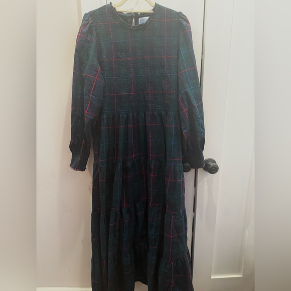 Hill House Home Viviana Nap Tartan Size Large worn once - Picture 5 of 5